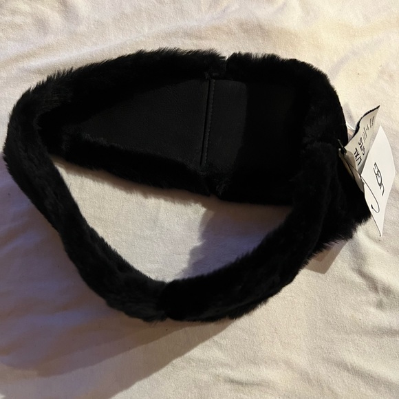 NWT UGG Ear Warmer - Picture 6 of 13